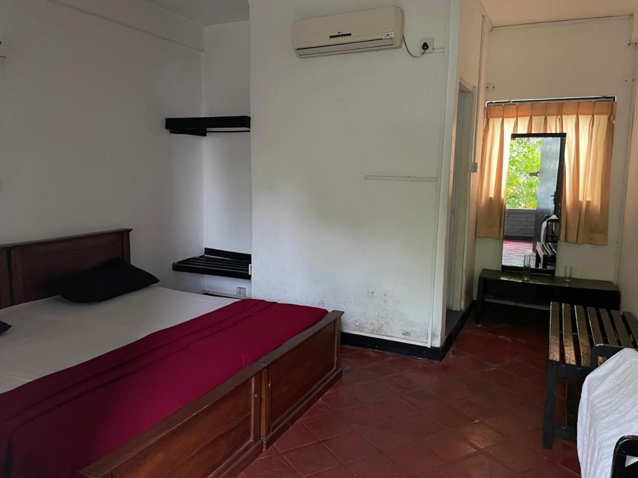 Kandy Gem Inn Blue Hotel Екстериор снимка