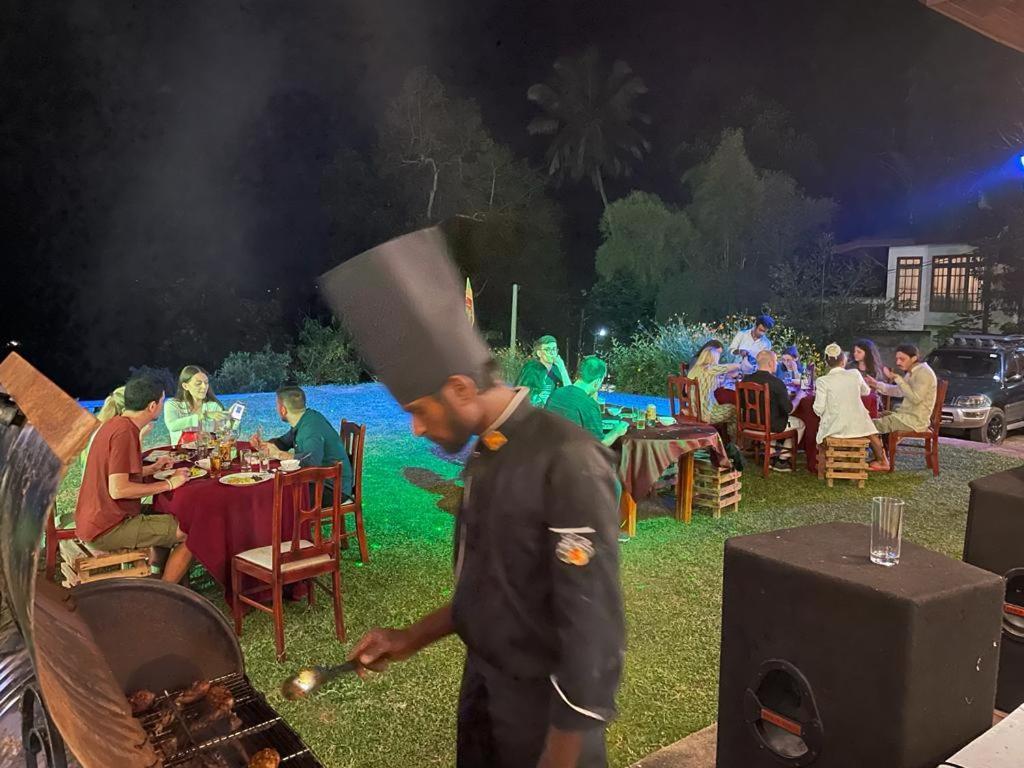 Kandy Gem Inn Blue Hotel Екстериор снимка