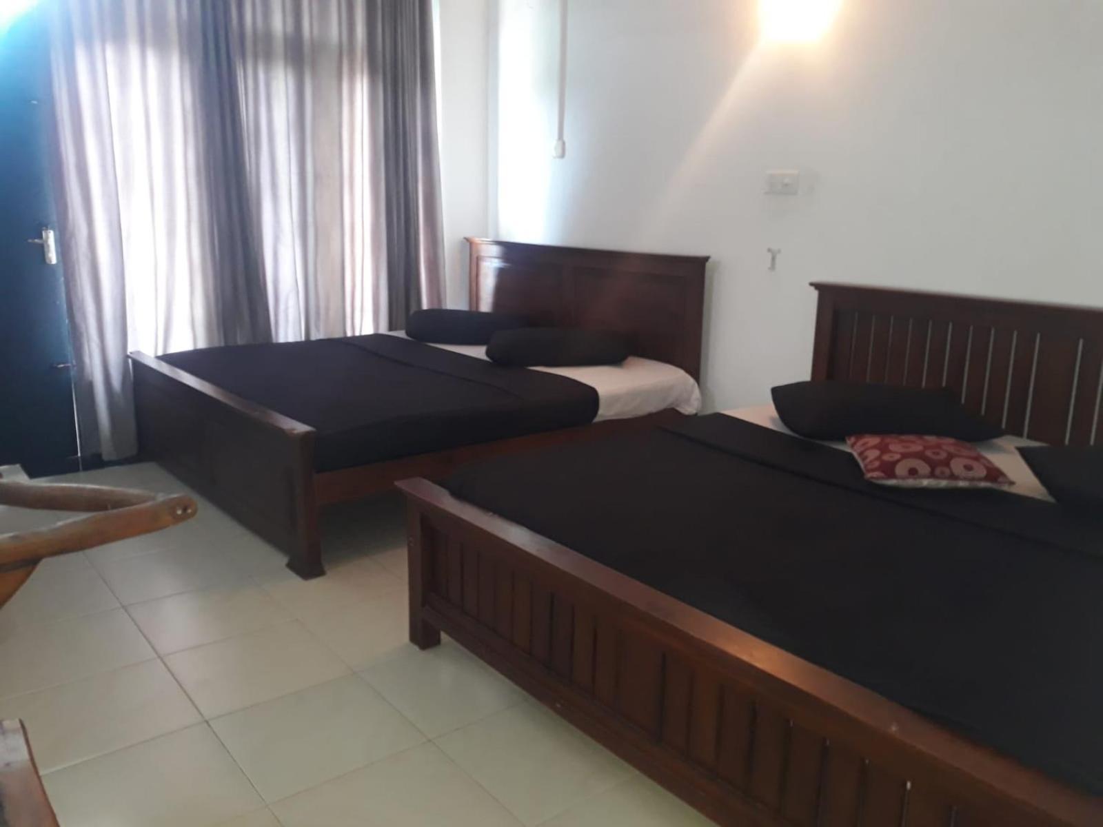Kandy Gem Inn Blue Hotel Екстериор снимка