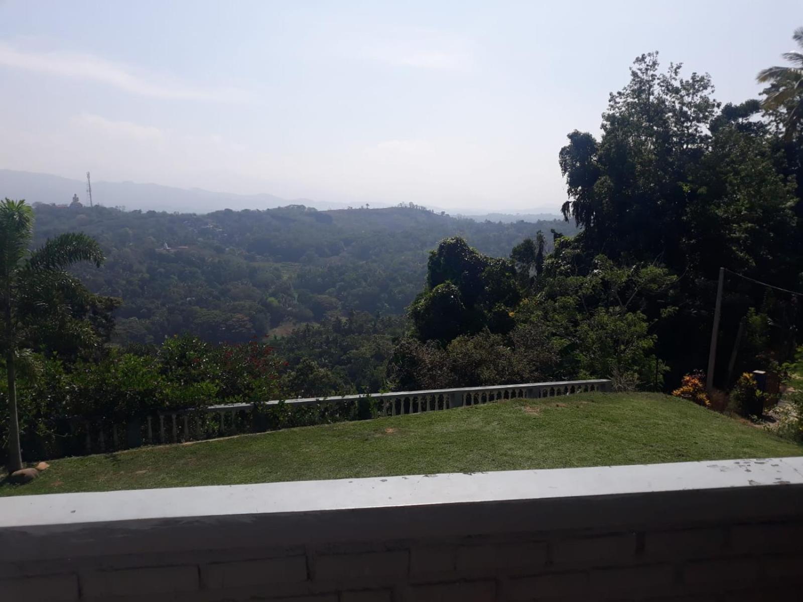 Kandy Gem Inn Blue Hotel Екстериор снимка